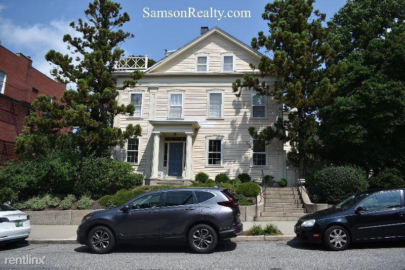 Primary Photo - 1 br, 1 bath Condo - 104 Bowen St