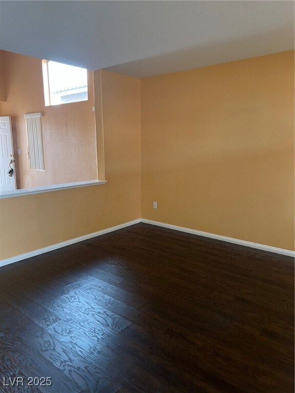 Building Photo - 212 Silver Castle St