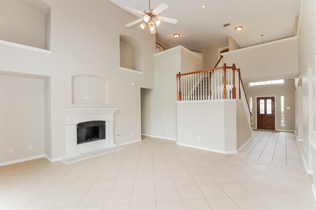 Building Photo - 13206 Indigo Creek Ln