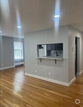 Building Photo - 516 Cherry St