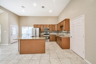 Building Photo - 12502 Miriam Ln