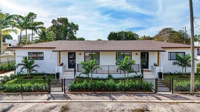 Building Photo - 1050 SW 11th St