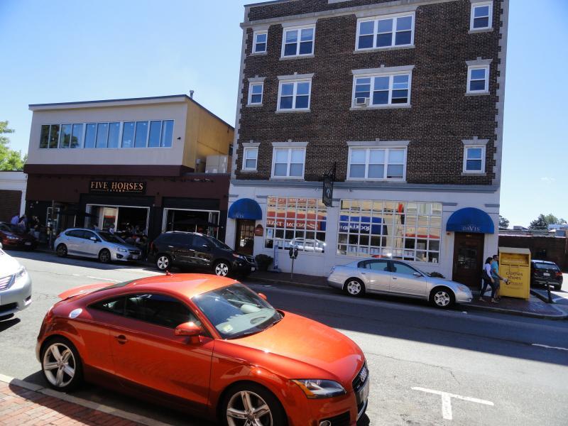 Foto del edificio - 401 Highland Ave