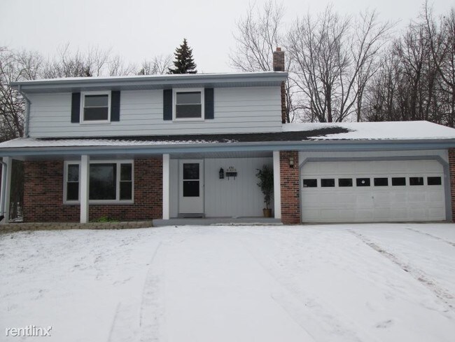 Building Photo - N90W18210 Lambs Ln