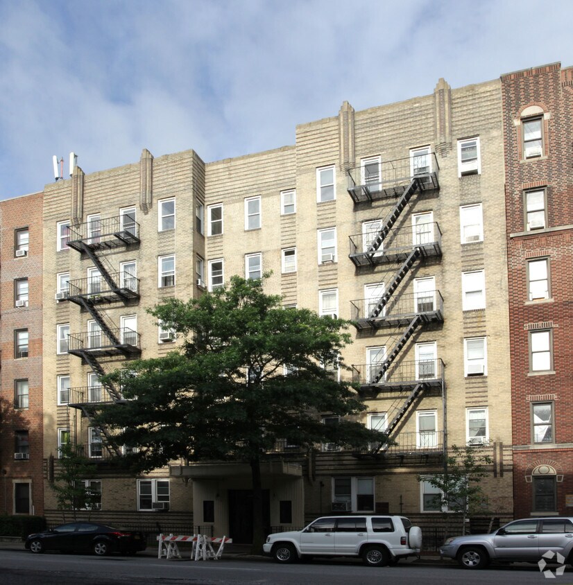 Foto del edificio - 1576 Ocean Ave