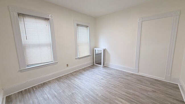 Foto del edificio - 76 Antwerp St