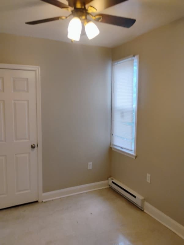 Building Photo - 720 W Market St