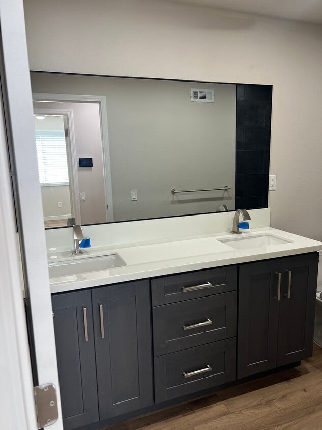 Primary Photo - 10034 Via La Cantera