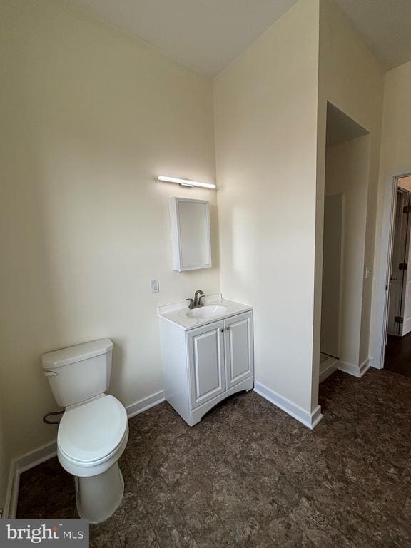 Building Photo - 320 Main St