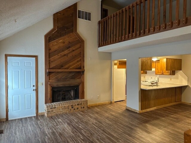 Foto del edificio - 13733 Fairhill Ave