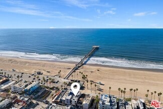 Building Photo - 3007 Ocean Front Walk