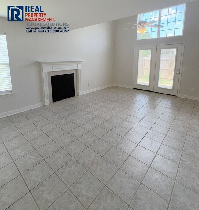 Foto del edificio - Wonderful End Unit 3 bd Townhome with LOFT! Community swimming pool!!!