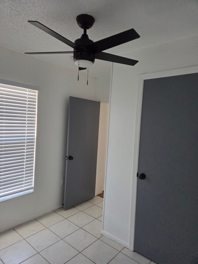 Foto del edificio - 4155 Prince Hall Blvd