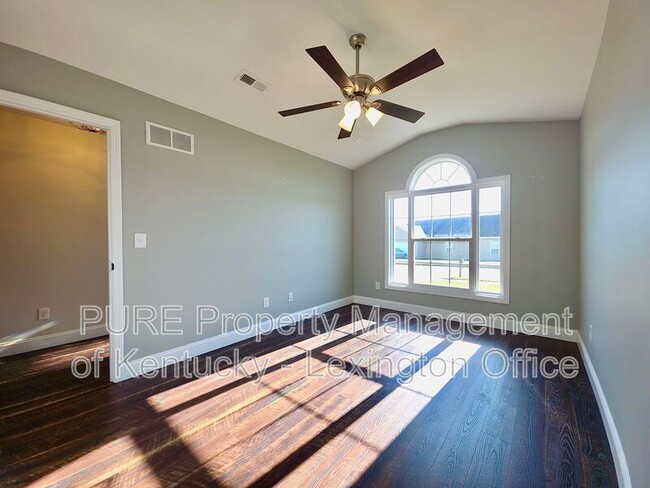 Foto del edificio - 106 John Davis Dr