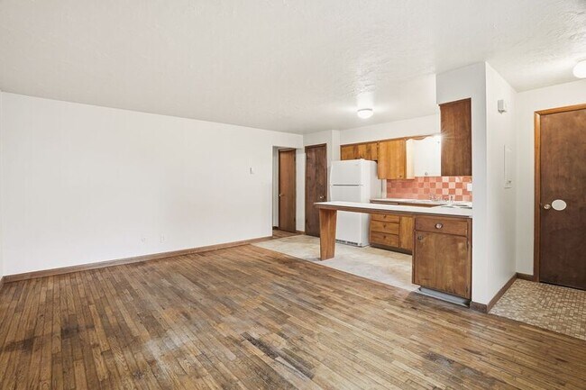 Foto del edificio - 1611 W 8th Ave