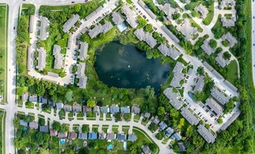 Building Photo - Fountains Apartments