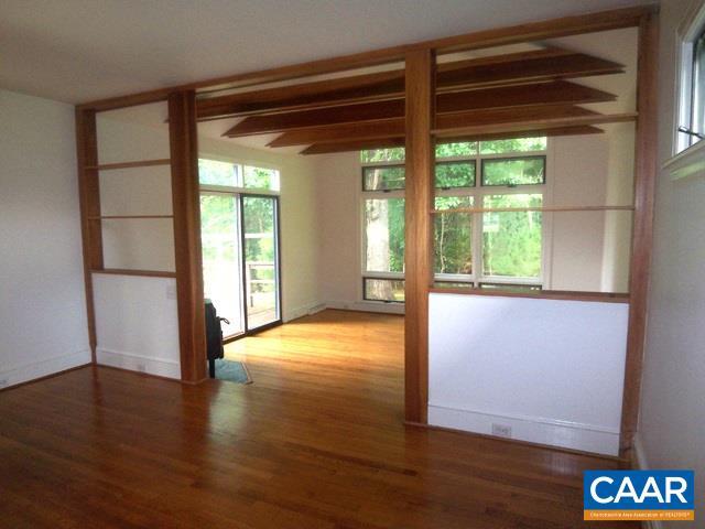 Building Photo - 2033 Courtneys Pl