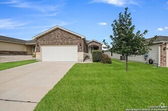 Building Photo - 12811 Pronghorn Oak