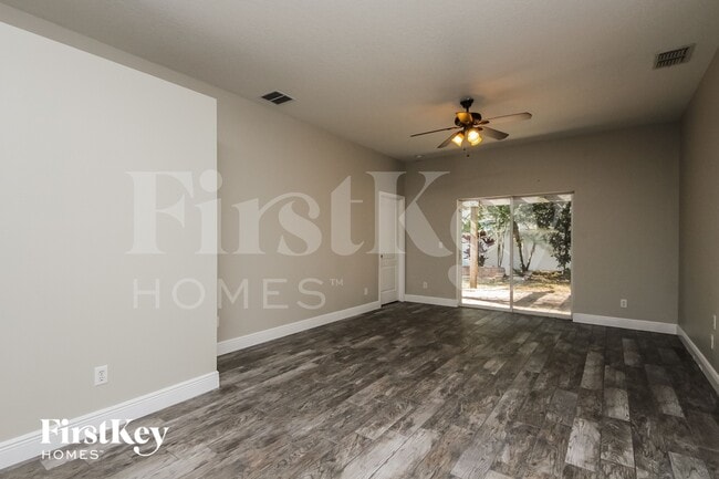 Building Photo - 9953 Shadow Creek Dr
