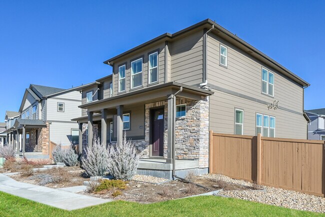 Building Photo - 13417 Oneida Ln