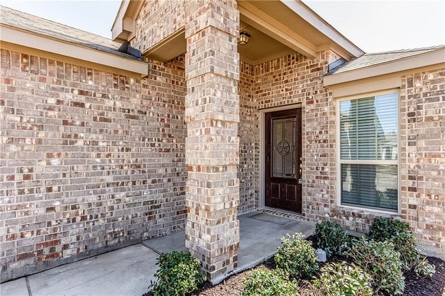 Building Photo - 8812 Deadwood Lane