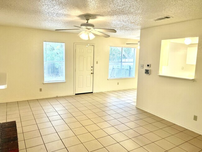 Building Photo - 9606 Carson Creek Blvd