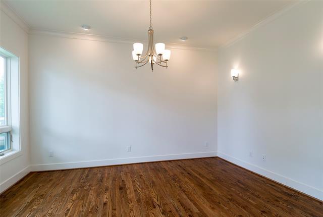 Foto del edificio - 7507 Robin Rd