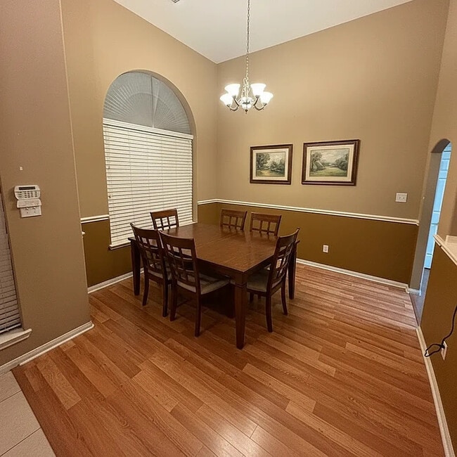 Foto del edificio - 12507 Avery Vale Ln