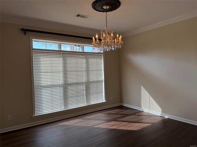 Foto del edificio - 8000 Bridgewater Trce