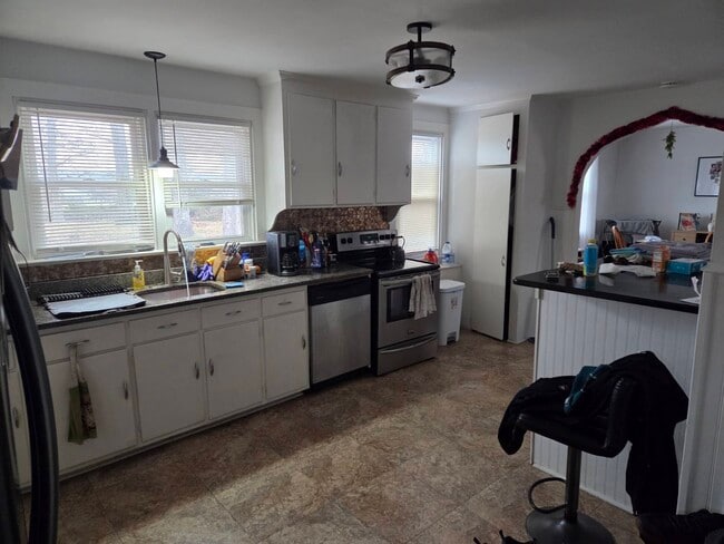 Foto del edificio - 237 Morwood Rd