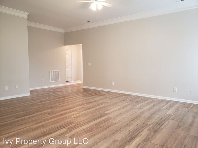 Building Photo - 3 br, 2 bath House - 12112 Robins Nest Ln