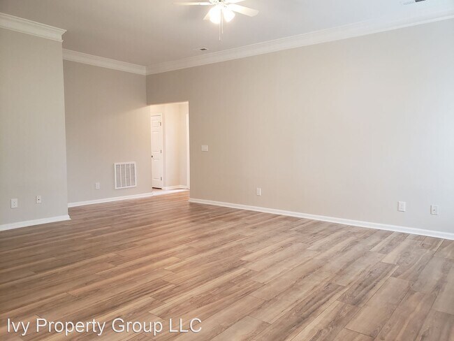 Foto del edificio - 3 br, 2 bath House - 12112 Robins Nest Ln