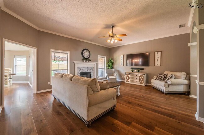 Building Photo - 4807 Libby Dr