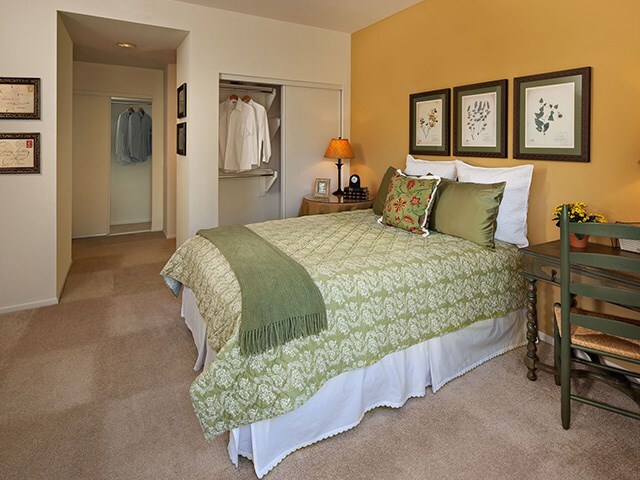 San Paulo Apartment Homes Rentals Irvine, CA