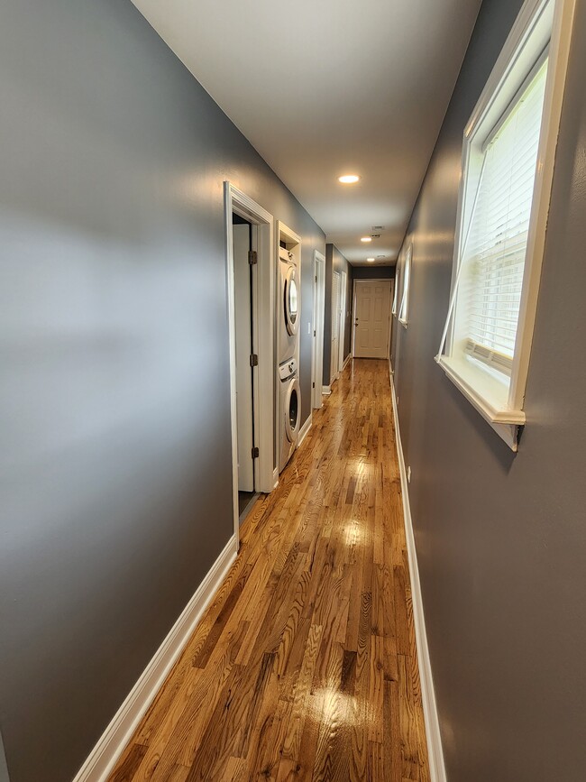 Building Photo - 5911 S Indiana Ave