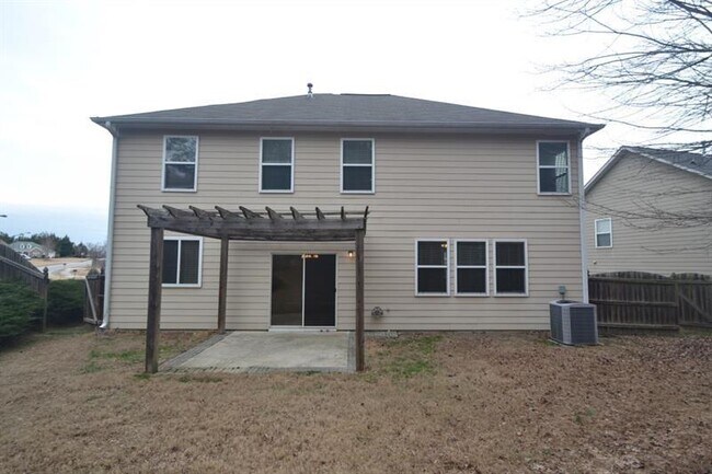Foto del edificio - 120 Branch Valley Dr
