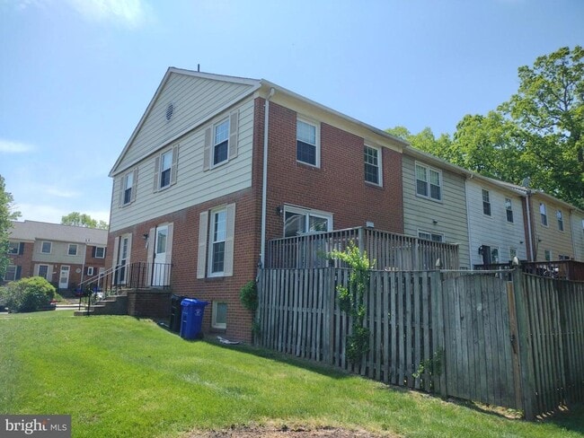 Building Photo - 14924 Belle Ami Dr