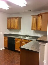 Building Photo - 803 E Southern Trace Dr