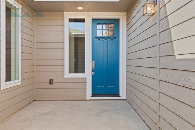 Building Photo - 11633 W Amsonia Dr