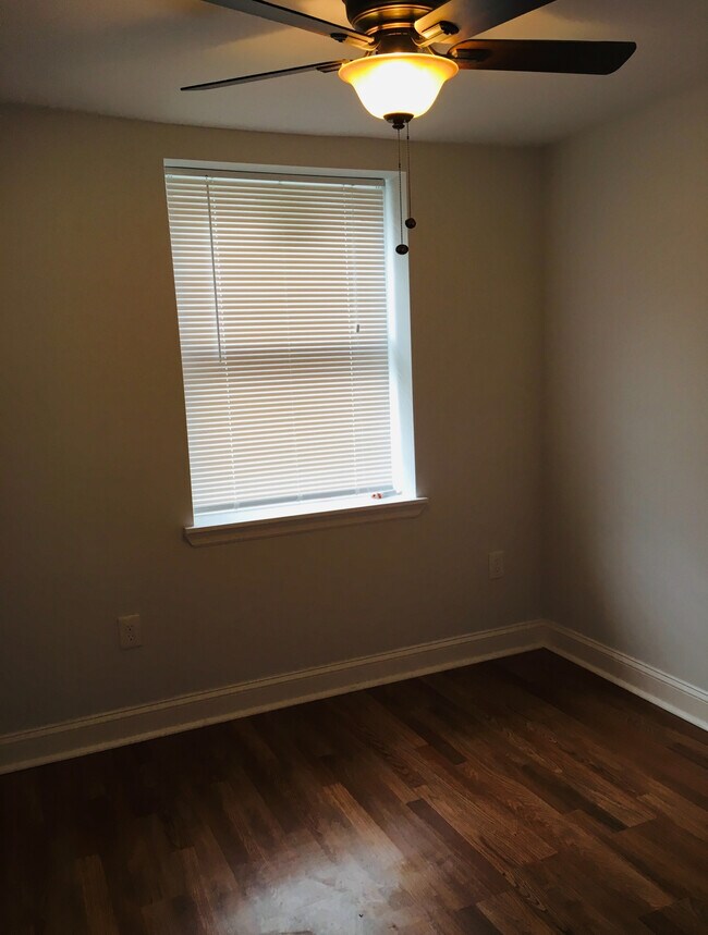 Foto del edificio - 4036 Reno St