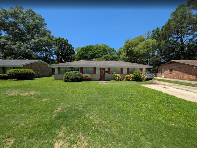 Foto del edificio - 530 Avondale Rd