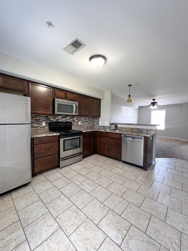 Building Photo - 1604 Railton Ct