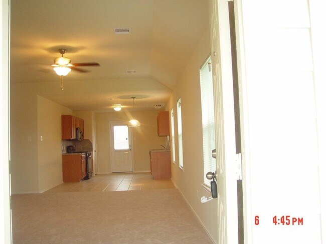 Foto del edificio - 14410 Hamilton Grove Ln