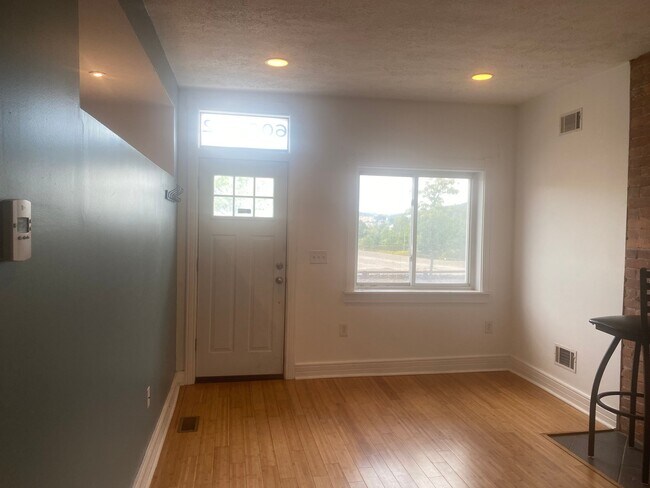 Foto del edificio - 6002 Butler St