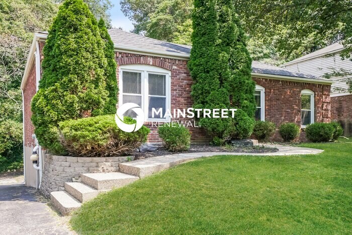 Foto principal - 3 Bedroom Pet-Friendly Home in Louisville,...