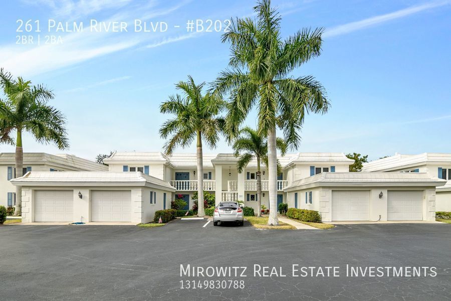 Primary Photo - Beautiful 2BR/2BA Naples Condo with 1 Car ...