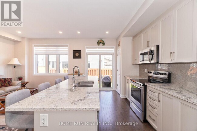 Photo du bâtiment - 831 Dynasty St