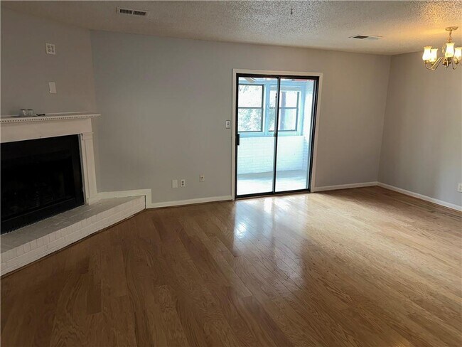 Building Photo - 6042 WinterGreen Rd NW