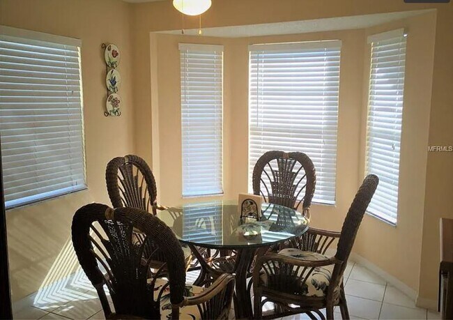Eat in kitchen - 1840 Country Meadows Ter