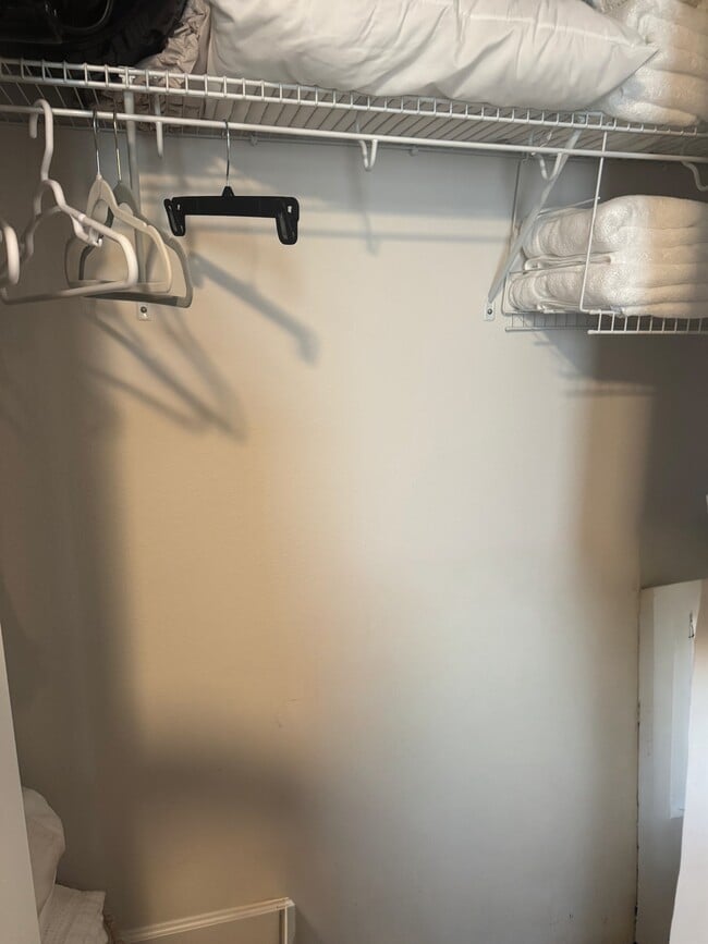Building Photo - 18039 Turning Leaf Cir